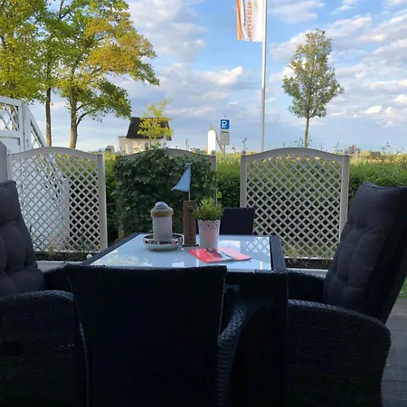 Apartament Strandvilla Erste Reihe Duenenblick Whg 04 Scharbeutz
