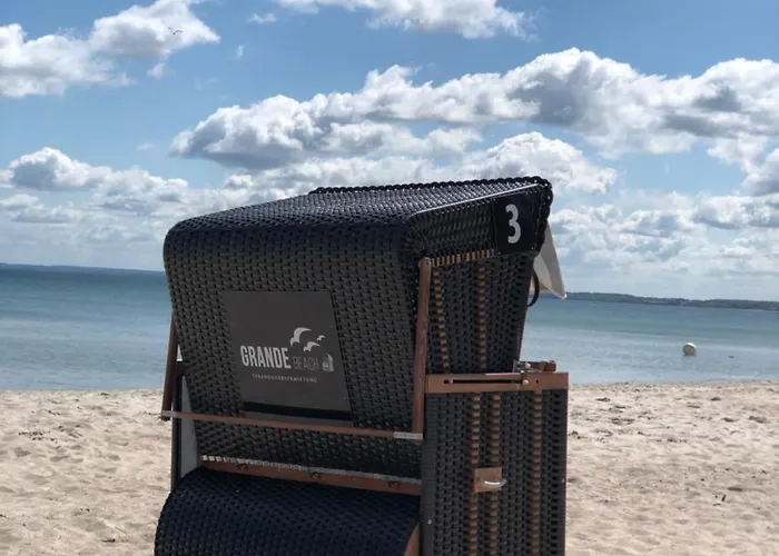 Strandvilla Erste Reihe Duenenblick Whg 04 * Scharbeutz